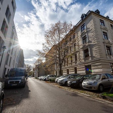 Moderne Eg-Wohnung In Sudenburg Mit Parkplatz, Top Anbindung Magdeburg Exteriör bild